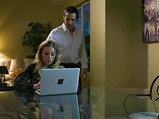 Erotic Romance in Hollywood Feature