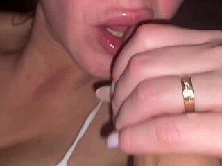 I fuck a milf's asshole and finish inside