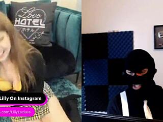Cam Girl’s Cute Belly Begs for More