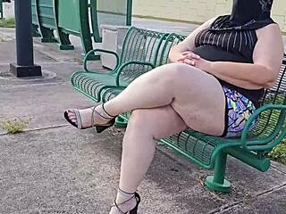 Kinky Milf's Deep POV Satisfaction