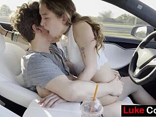 Teen amateur fucks hard in car