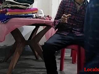 Sonali Shares Pussy in Homemade Official Clip