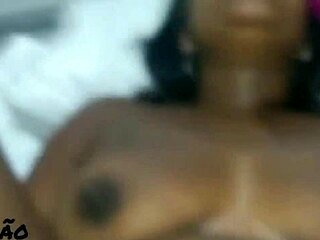 daring vixen's public passion