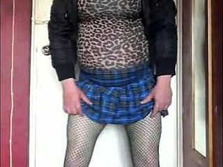 Bisexual crossdresser swallows pee on camera
