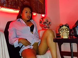 Karol G's Wild Masturbation At Live Show