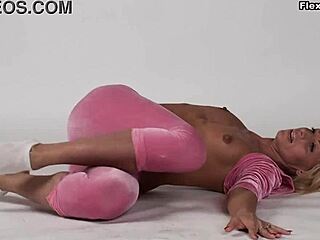 Zinka Korzinkina Flexes in Stunning Display