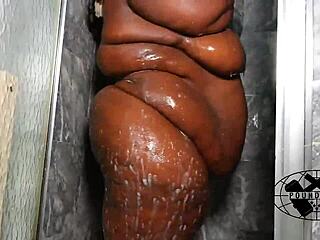 ever seen ssbbw dripping in shower action?