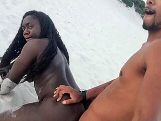 Cobra Preta drills mulata Fernanda’s ass hard
