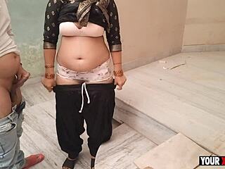 Punjabi Jatti’s Bihari Boyfriend Gets Naughty