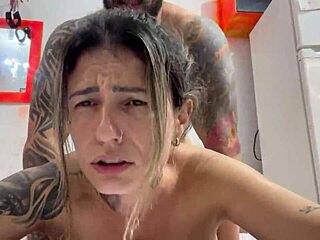 Muscular Babe Feels Throbbing Cock Deep Inside