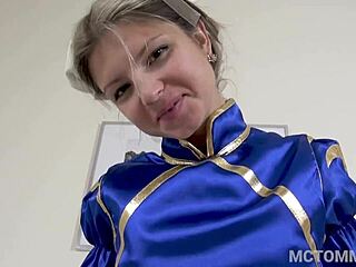 Ever seen Layla Lane suck dick on Christmas?