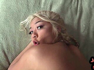 ever seen a tattooed babe ride pov?