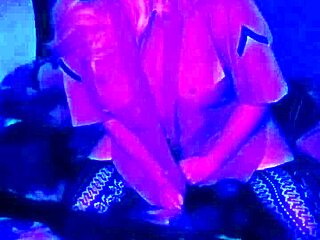 What’s behind Violet’s cute blonde striptease dream?