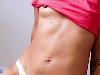 Nasty latina bares all at casting photo session