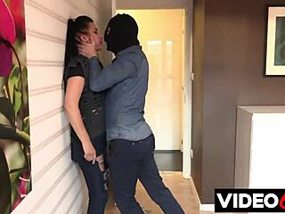 Polskie Porno Milf Fucked Hard In Masked Raw Session