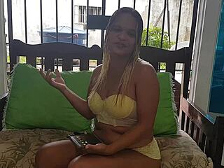 I caught Paty Bumbum's real climax online