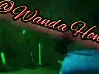 Wandahoney Masturbates on Street Without Underwear