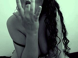 Masturbating teen teases followers with daring solo play