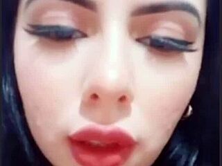 Victoria Camgirl Caught Masturbating On Live Stream