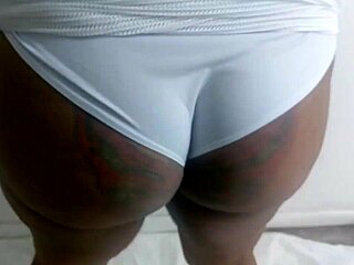 Bubble Butt Shakes in Explosive POV