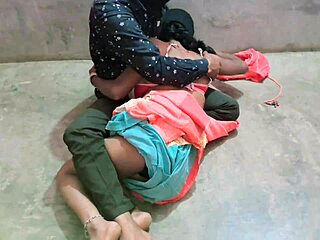 Aunty’s ruthless fuck with brother-in-law