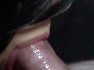 Big lover enjoys oral delight