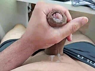 Cute Young Neighbor’s Naughty Solo Handjob Session