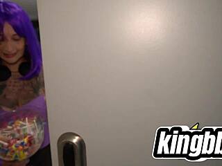 Halloween Trickery With Curvy Latina And Big Black Dick