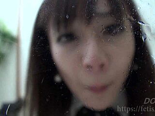 犬嗅ぎ娘4, smell my dirty panties now!