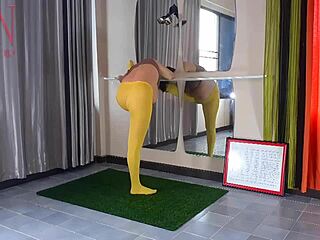 Regina Noir stretches in tight yellow tights