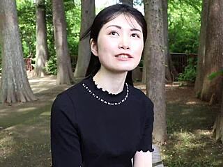 Hey, check this sexy young Japanese cumshot video now!