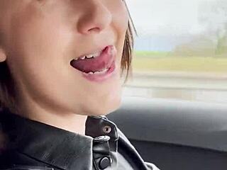 I stop to swallow his sperm in the car