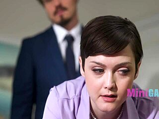 Small Secretary Seduces Boss with Tight Body at Work