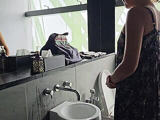 Amateur Babe's Public Pickup Heat