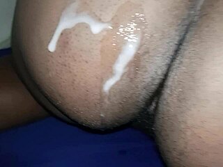 teasing cumshot captured slow on xvideos