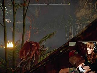 What’s Gamer Slut Hiding On Cam?