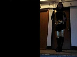 Latex Diva Dominates In Anime Fantasy