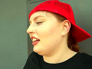 Mia Dior fucks manager for job after firing