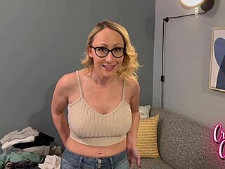 Stepmom surprises me with a rough college fuck
