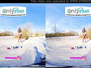 VR 3D foot girl crushes in nylons