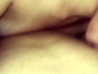 Amateur Ebony’s Bold Backdoor Test