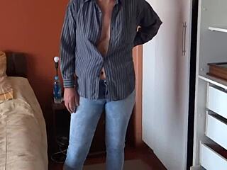 Hidden Camera - Stepmother Touches Herself Dressing