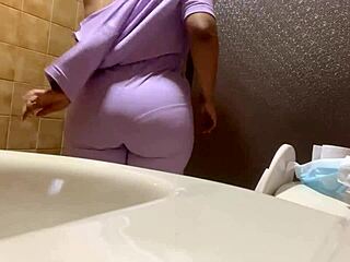 bbw nurse’s extreme ass on amateur cam