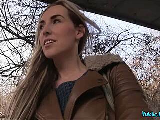 Blonde’s raw desire hits the pavement