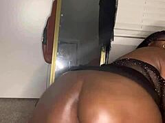 Harley harper, how does that buttplug feel in your ass?