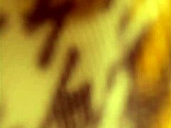 hermosa joven latina morena shows off her gran culo in a casual setting