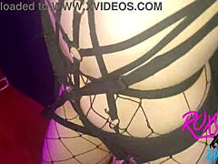 Look at that big ass egirl in lingerie!