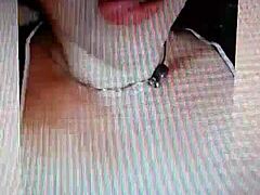 Twetty, the milf, shares her casual story