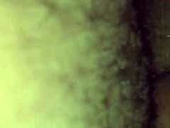 metendo na bucetinha da morena rabudada de quatro