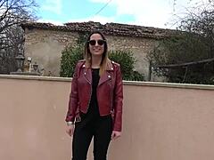 Pam and M�lia, share that cock?